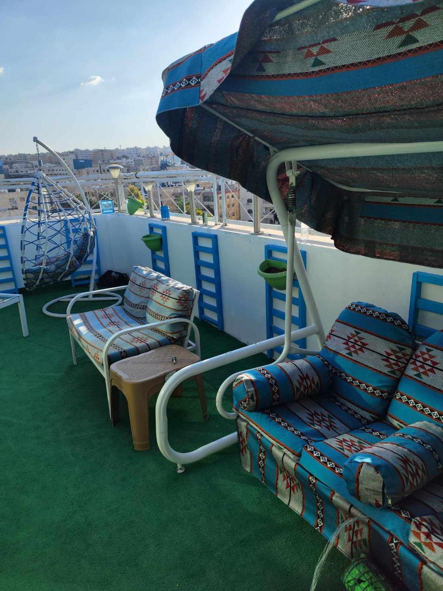 Yaso Roof & Apartments Amman Esterno foto